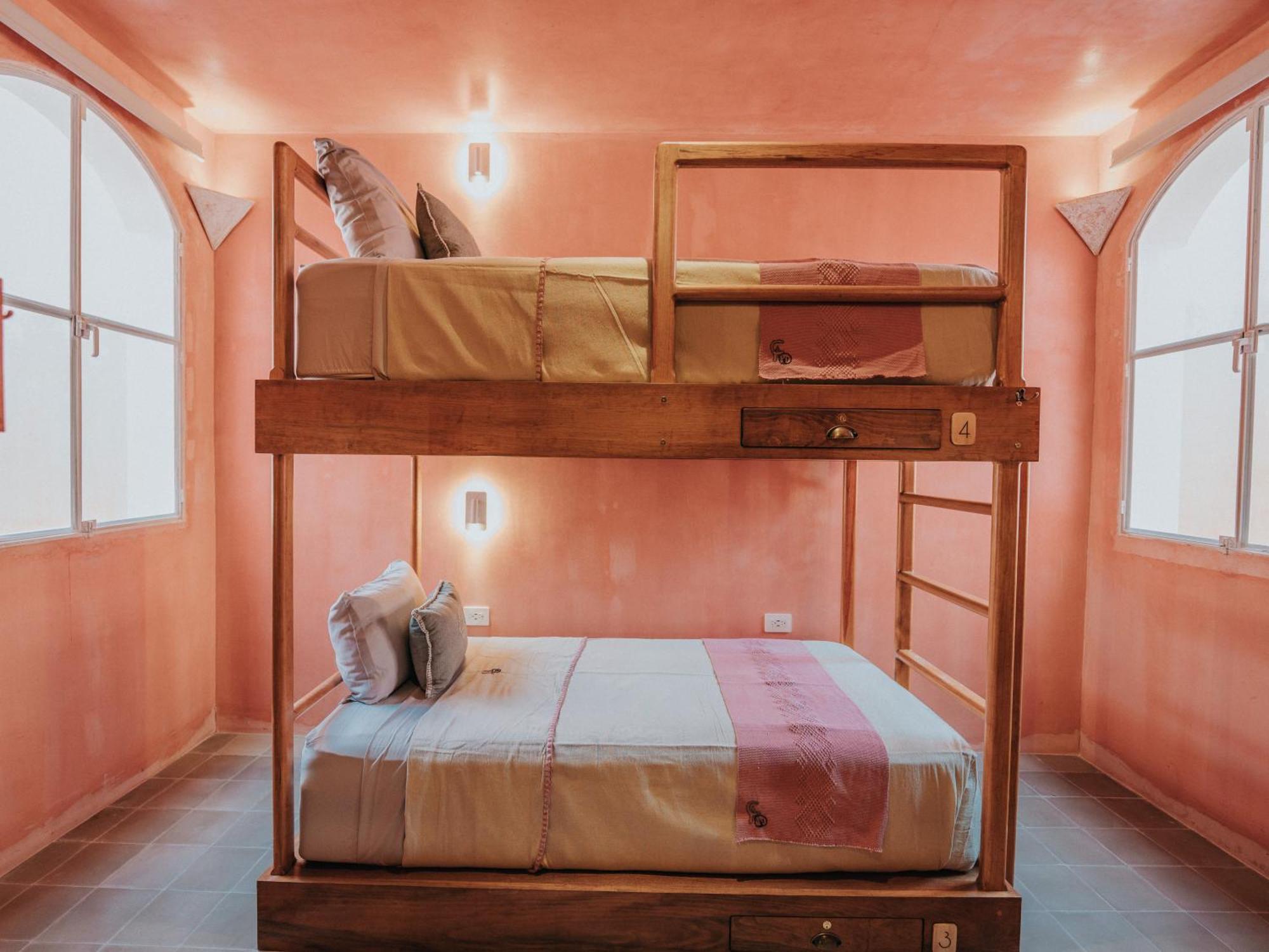 מרידה Casa Amate 61 Boutique Hostel מראה חיצוני תמונה